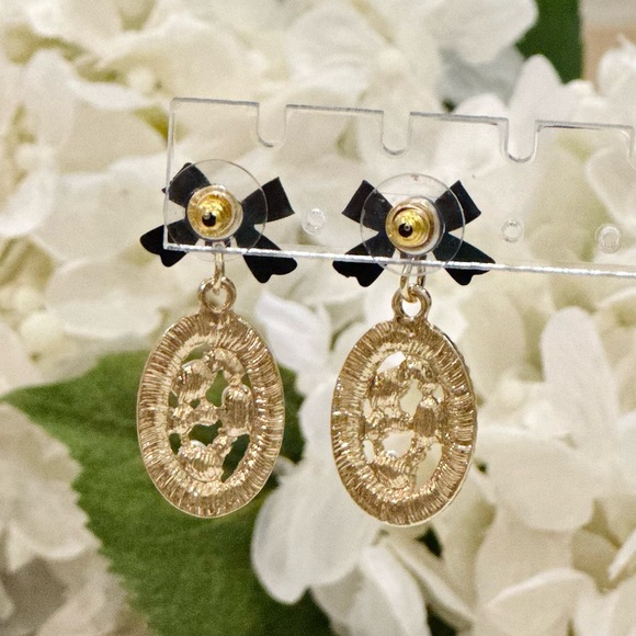 New cute black bow & plastic pearl drop earrings - Picture 2 of 2